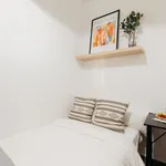 Rent 5 bedroom apartment in Valencia