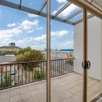 Rent 2 bedroom apartment in Maribyrnong