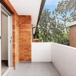 Rent 2 bedroom apartment in Lane Cove