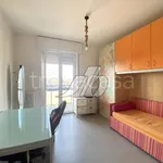 Rent 3 bedroom apartment of 100 m² in Bresso