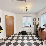 Rent 4 bedroom apartment in East Of England