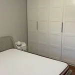 Rent a room in lisbon