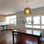 Rent 2 bedroom apartment of 163 m² in Barreiro