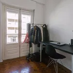 Rent 3 bedroom apartment in Lisbon