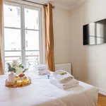 Appartement de 807 m² avec 3 chambre(s) en location à Paris