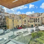 Affitto 5 camera appartamento di 130 m² in Chieti