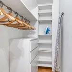 Appartement de 69 m² avec 2 chambre(s) en location à Paris