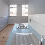 Rent 1 bedroom apartment in Johannesburg