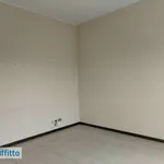 Affitto 5 camera appartamento di 111 m² in Catania