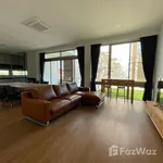 Rent 3 bedroom house of 324 m² in Bangkok