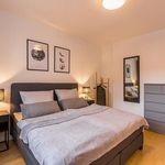 Miete 4 Schlafzimmer wohnung von 65 m² in Magdeburg