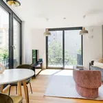 Rent 1 bedroom apartment of 562 m² in Berlin