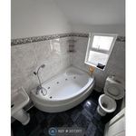 Rent 6 bedroom house in Wales