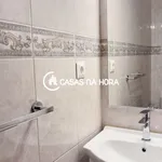 Rent 3 bedroom apartment of 93 m² in Vila Nova de Gaia