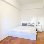 Rent a room in lisbon