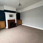 Rent 3 bedroom flat in South East England