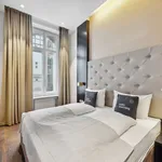 Rent 1 bedroom apartment of 463 m² in vienna