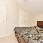 Flat to rent in Old School Close, Redhill RH1