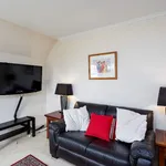 Rent 3 bedroom apartment in Scotland