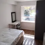 Rent 5 bedroom house in West Midlands