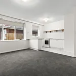 Rent 1 bedroom apartment in St Kilda East