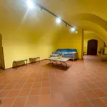 Rent 3 bedroom apartment of 130 m² in Naples