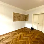 Rent 3 bedroom house in Praha 1