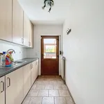 Rent 5 bedroom house in Mettet