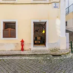 Rent 1 bedroom apartment of 30 m² in Lisbon