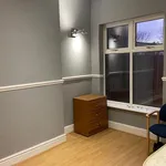 Rent 7 bedroom house in West Midlands