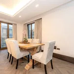 Rent 2 bedroom apartment of 150 m² in London