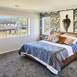 Rent 4 bedroom house in Porirua