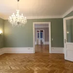 Miete 5 Schlafzimmer wohnung von 162 m² in Wien