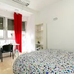 Rent 6 bedroom apartment in Granada