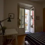 Rent a room of 170 m² in Madrid