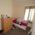 Rent 3 bedroom flat in West Midlands