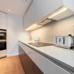 Rent 2 bedroom apartment of 900 m² in London