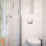 Rent a room of 165 m² in berlin