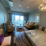 Rent 1 bedroom apartment of 89 m² in Dubai