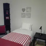 Rent 3 bedroom apartment in Lisbon