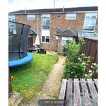 Rent 3 bedroom house in Basingstoke and Deane