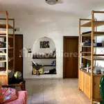 Rent 5 bedroom apartment of 60 m² in Genoa