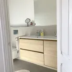 Rent 1 bedroom apartment of 100 m² in Lisbon