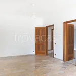 Rent 4 bedroom apartment of 127 m² in Roma