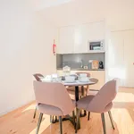 Rent 3 bedroom apartment of 50 m² in Porto