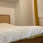 Rent a room in lisbon