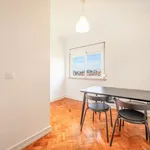 Rent a room in lisbon