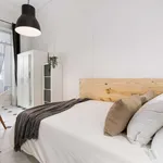 Rent a room of 140 m² in barcelona