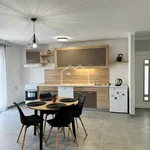 Rent 2 bedroom apartment of 65 m² in Split