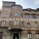 Rent 2 bedroom apartment of 65 m² in Milano